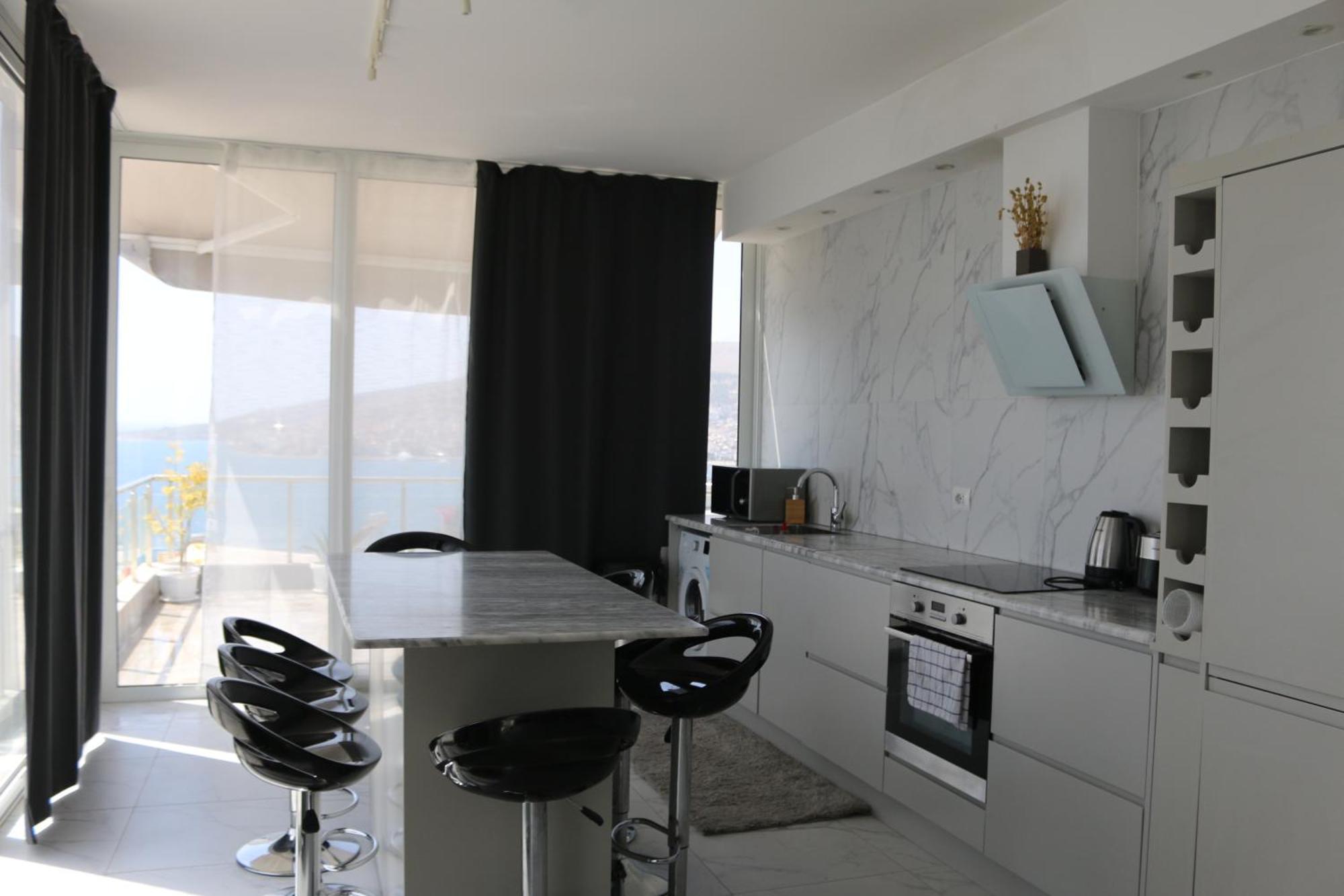 Infinity Sea View Penthouse Apartment Sarande Bagian luar foto