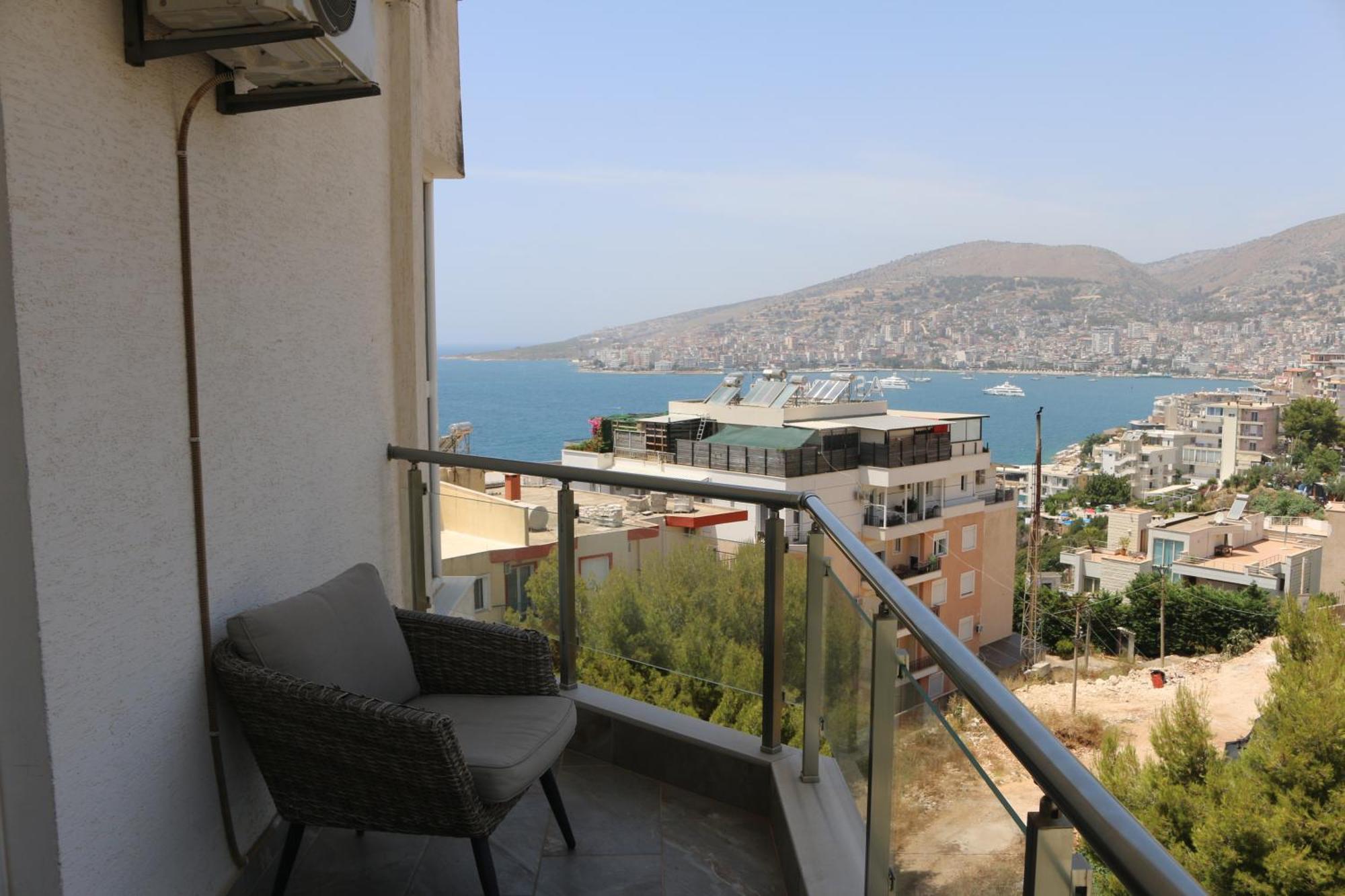 Infinity Sea View Penthouse Apartment Sarande Bagian luar foto